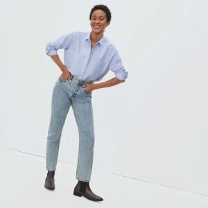 Everlane 90’s cheeky jean in vintage light wash